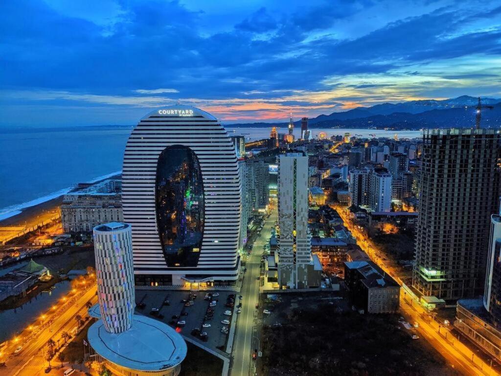 Orbi Hotel บาทูมิ ภายนอก รูปภาพ