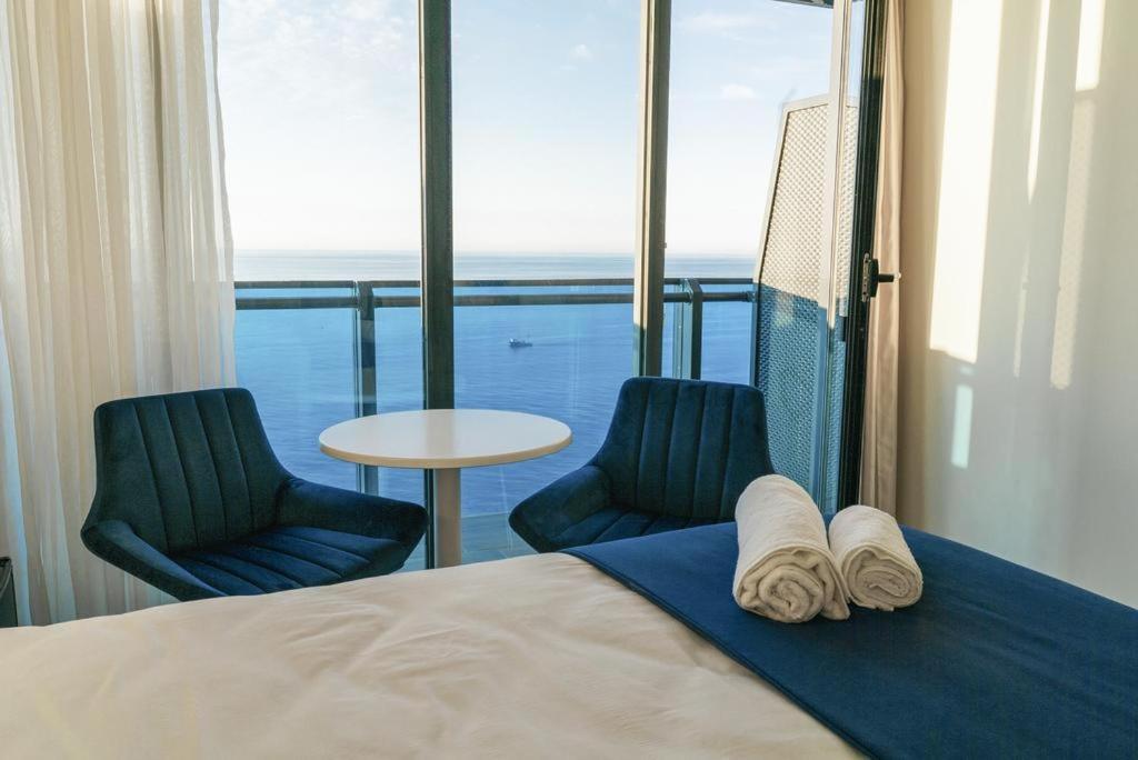 Orbi Hotel บาทูมิ ภายนอก รูปภาพ